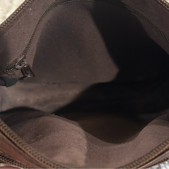 Fossil Crossbody - Picture 7 of 7